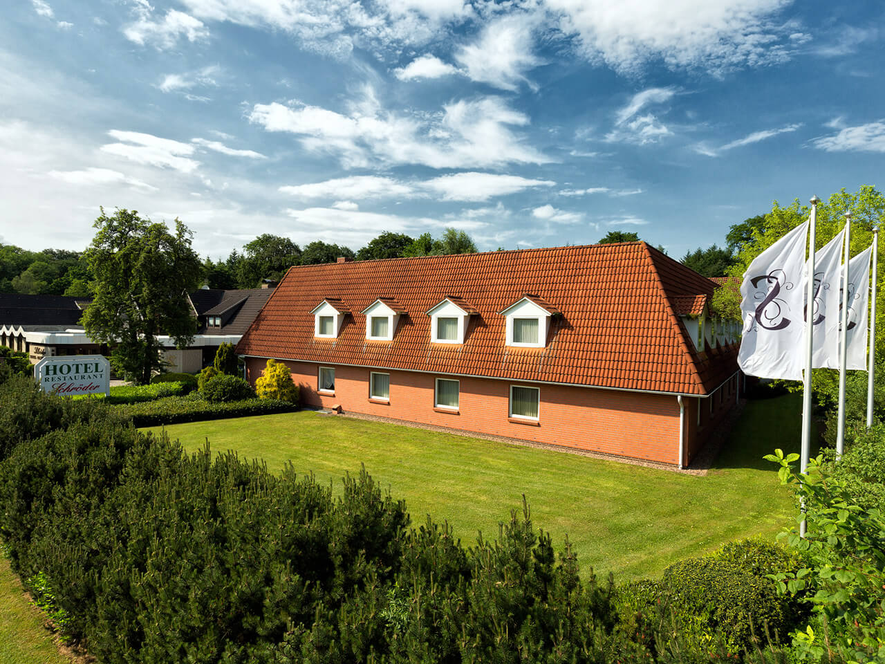 Hotel & Restaurant Schröder in Groß Meckelsen, Germany